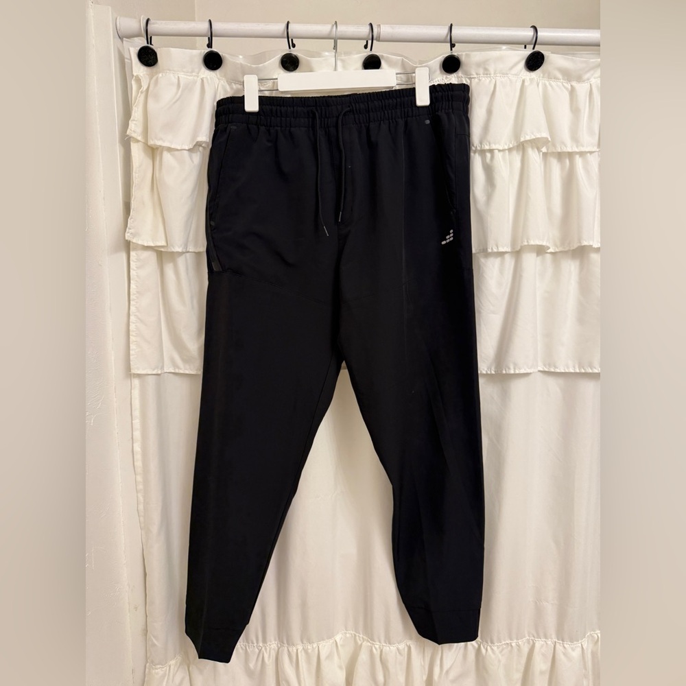 Women’s L BCG Joggers